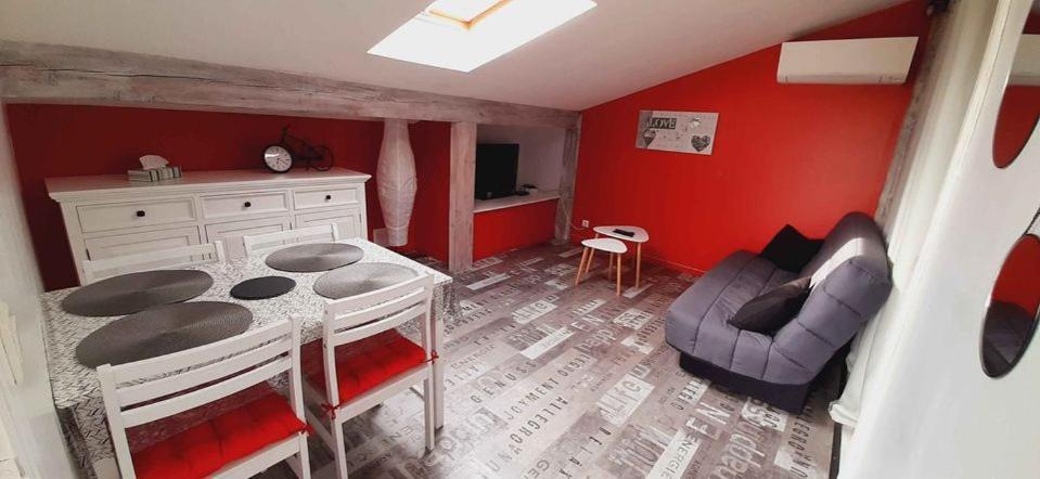 Appartement Studio Avec Terrasse Privatisee Marmande Exterior photo